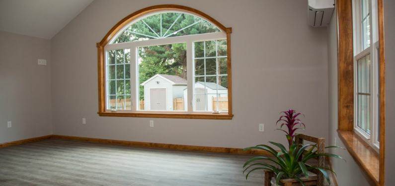 What Is A Good Window To Put In Your House?